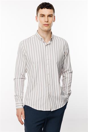 Erkek Açık Kahve Dynamic Fit Düğmeli Yaka Gömlek