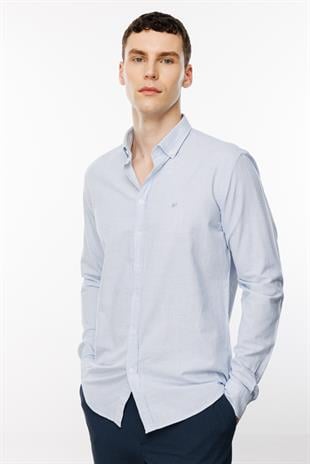 Açık Mavi Dynamic Fit  Düğmeli Yaka Düz Uzun Kollu Cepsiz %100 Pamuk Gömlek