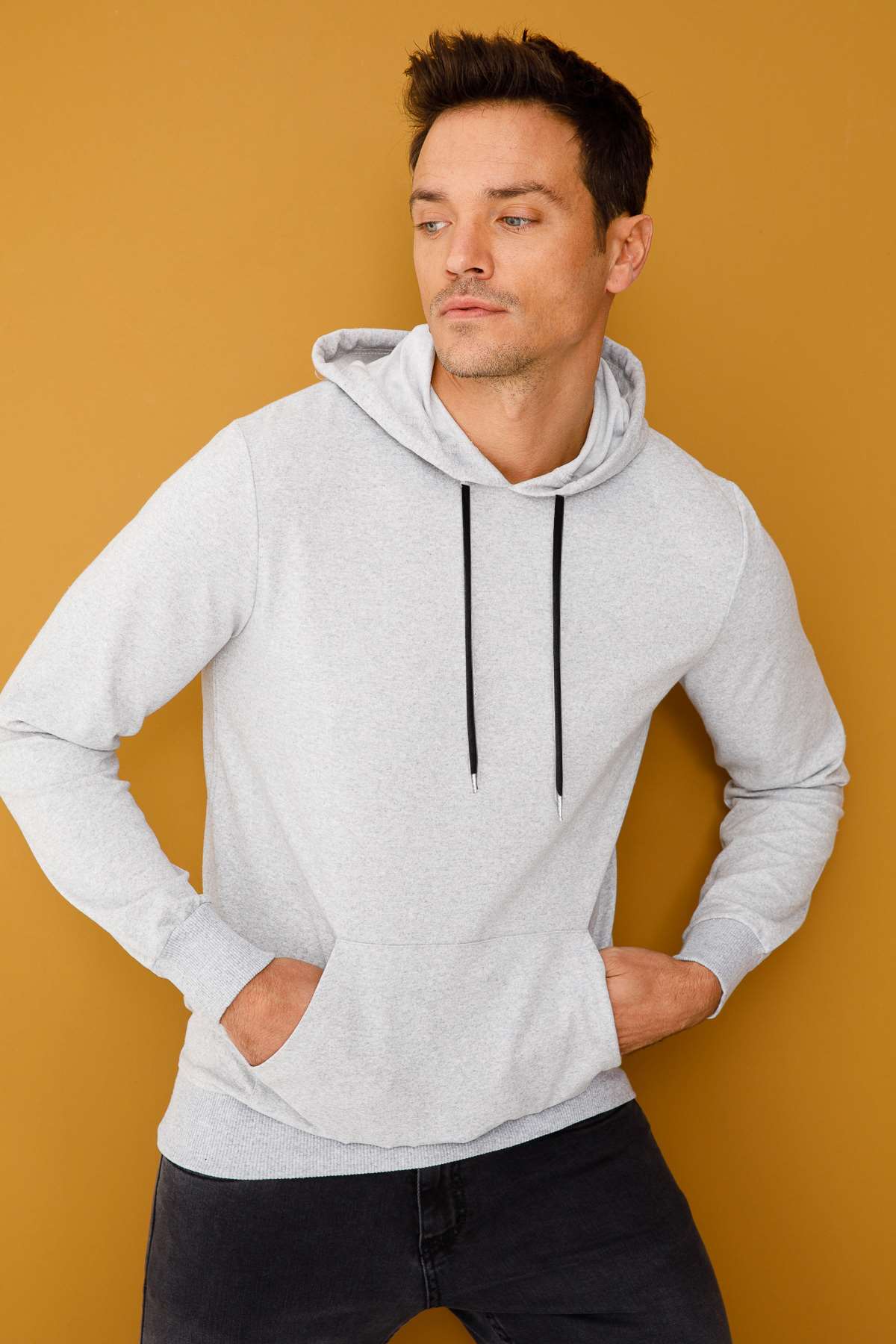 Erkek A.Gri Modernfit / Ekstra Dar Kalıp Kapşonlu Fermuarsız Sweatshirt