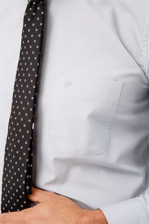 Açık Gri Regular Fit Rahat Kalıp Klasik Yaka Düz Uzun Kollu Cepli Kolay Ütülenir Gömlek