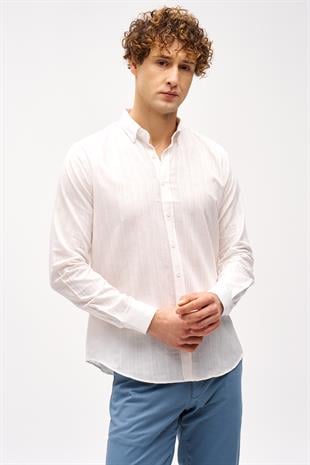 Beyaz Dynamic Fit  Düğmeli Yaka Çizgili Uzun Kollu Cepsiz %100 Pamuk Gömlek