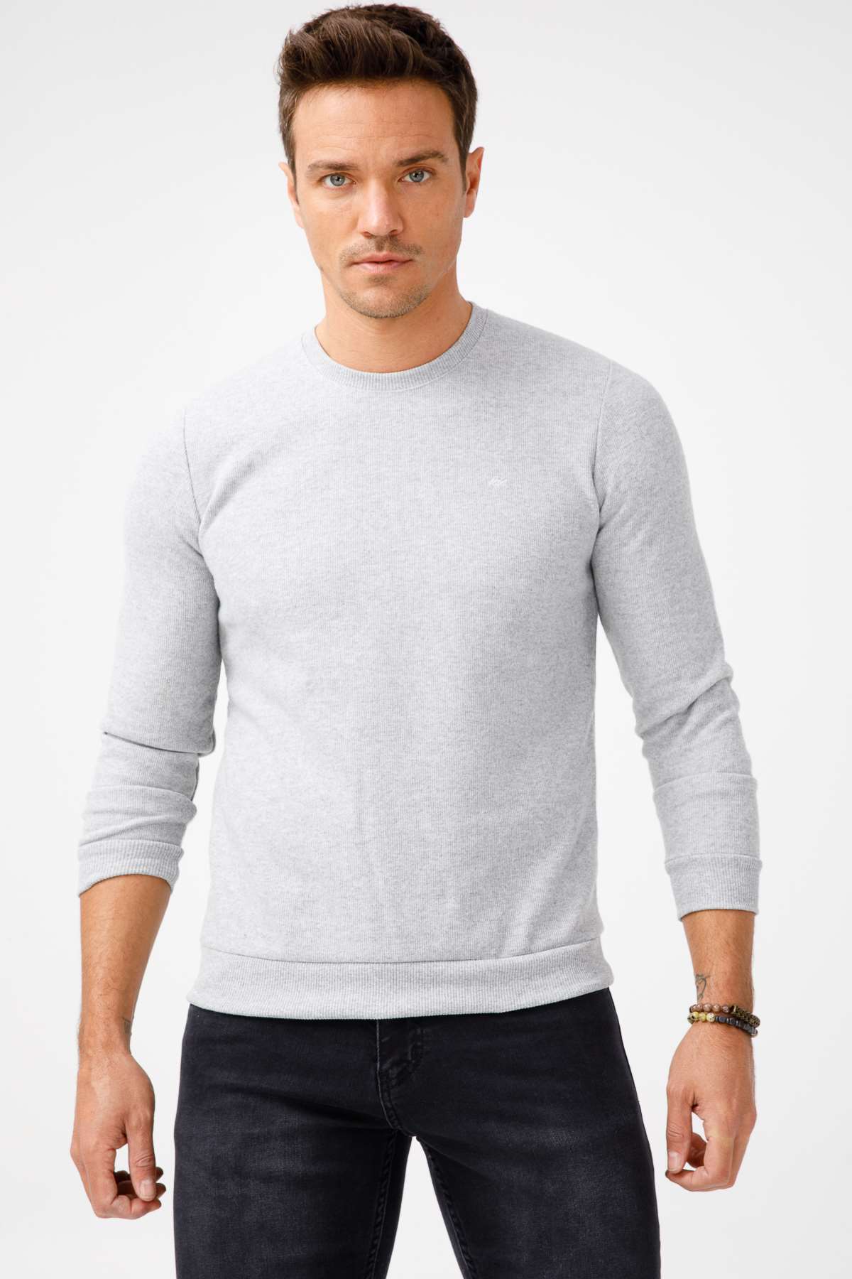 Gri Regular Fit Rahat Kalıp Bisiklet Yaka Düz Uzun Kollu  Triko