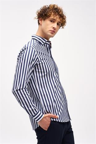 Lacivert Dynamic Fit  Düğmeli Yaka Çizgili Uzun Kollu Cepsiz %100 Pamuk Gömlek