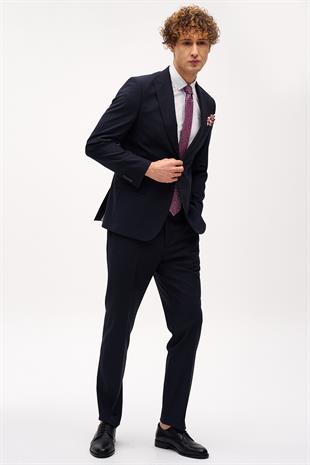 Erkek Lacivert Regularfit / Rahat Kalıp Sivri Yaka Takım Elbise
