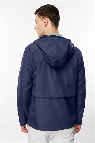 Lacivert Standart Kalıp Kapüşonlu Yaka  %100 Polyester Mont