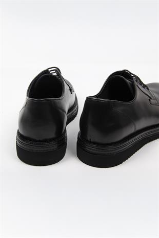 Siyah Klasik Erkek Ayakkabı Parlak Yüzey Bağcıklı Şık Model