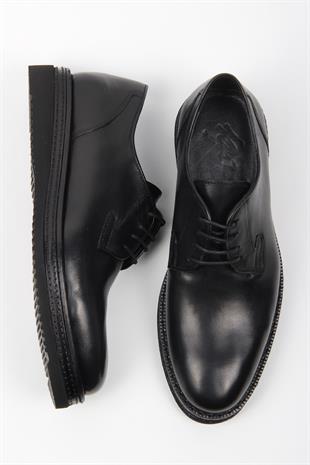 Siyah Klasik Erkek Ayakkabı Parlak Yüzey Bağcıklı Şık Model