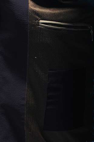 Lacivert Kapüşonlu Erkek Mont – Modern Kesim