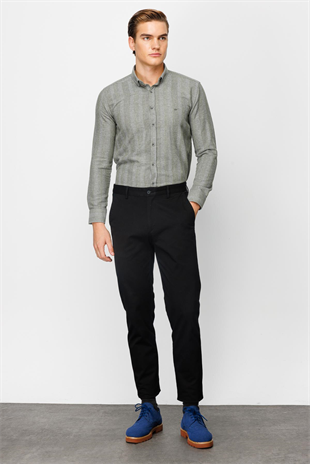 Siyah Erkek Pamuklu Kumaş Pantolon Regular Fit – Rahat Kalıp Günlük Ofis Stili