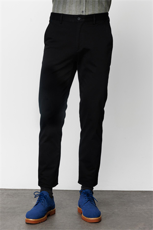 Siyah Erkek Pamuklu Kumaş Pantolon Regular Fit – Rahat Kalıp Günlük Ofis Stili