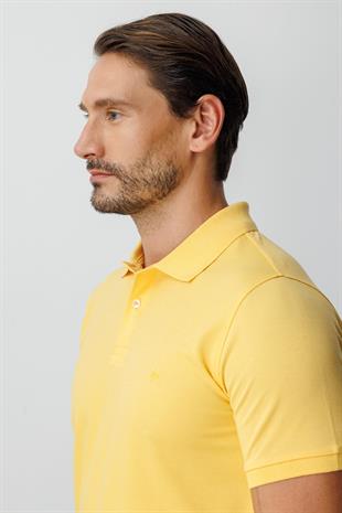 Sarı Modern Fit Dar Kalıp Polo Yaka Düz Kısa Kollu Pamuklu Tişört