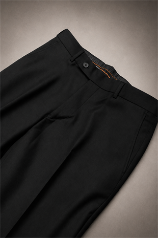 Siyah Regular Fit Rahat Kalıp %86 Pamuklu Pantolon