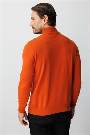 Turuncu Standart Fit Dar Kalıp Yarım Balıkçı Düz Uzun Kollu  Triko