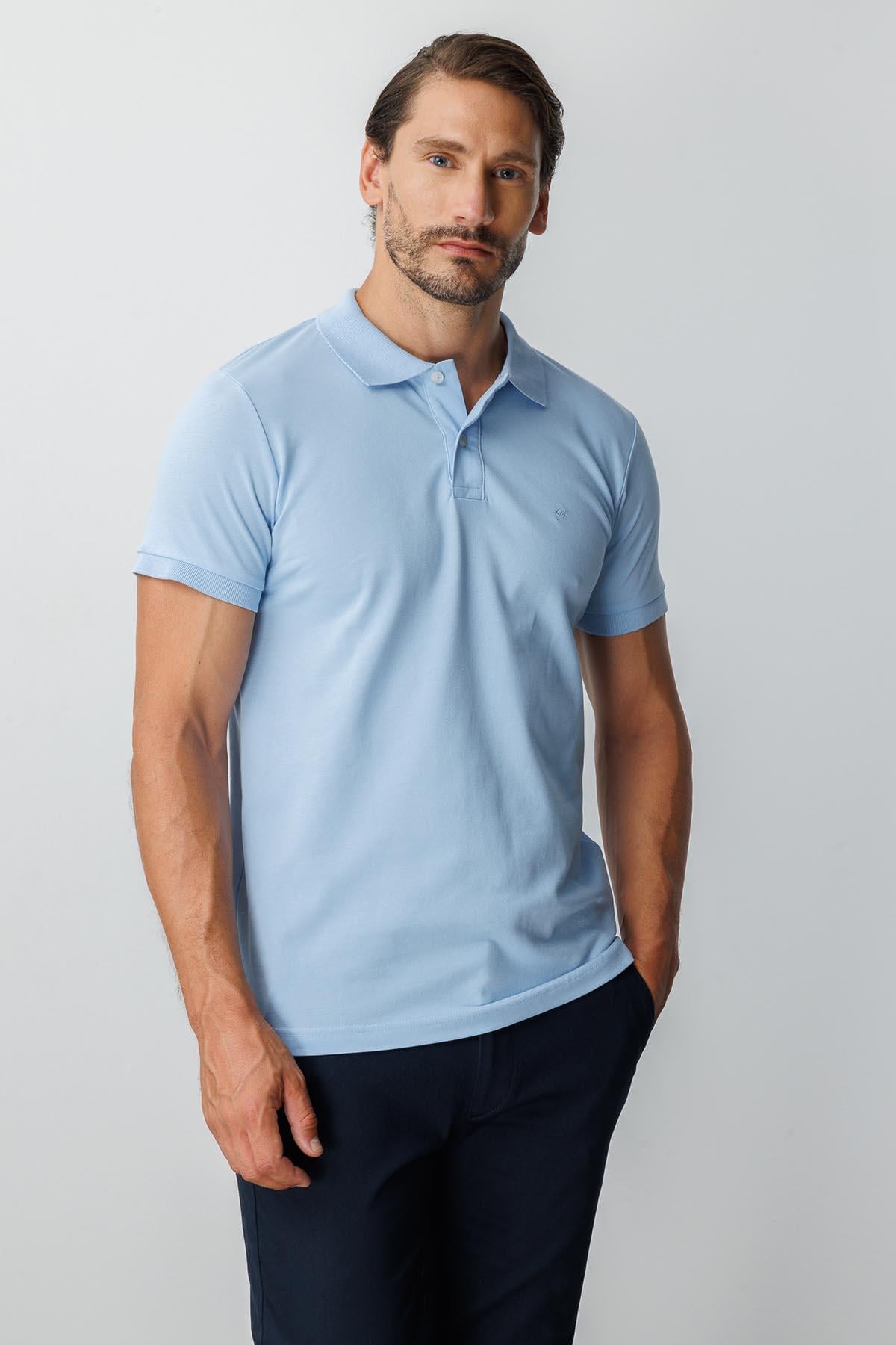 Açık Mavi Modern Fit Dar Kalıp Polo Yaka Düz Kısa Kollu  %100 Pamuk Tişört