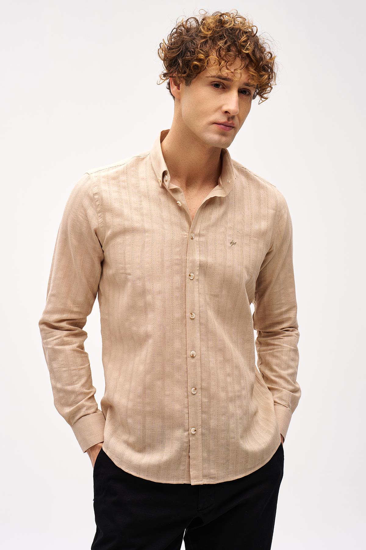 ERKEK BEJ DYNAMIC FIT DÜĞMELİ YAKA GÖMLEK