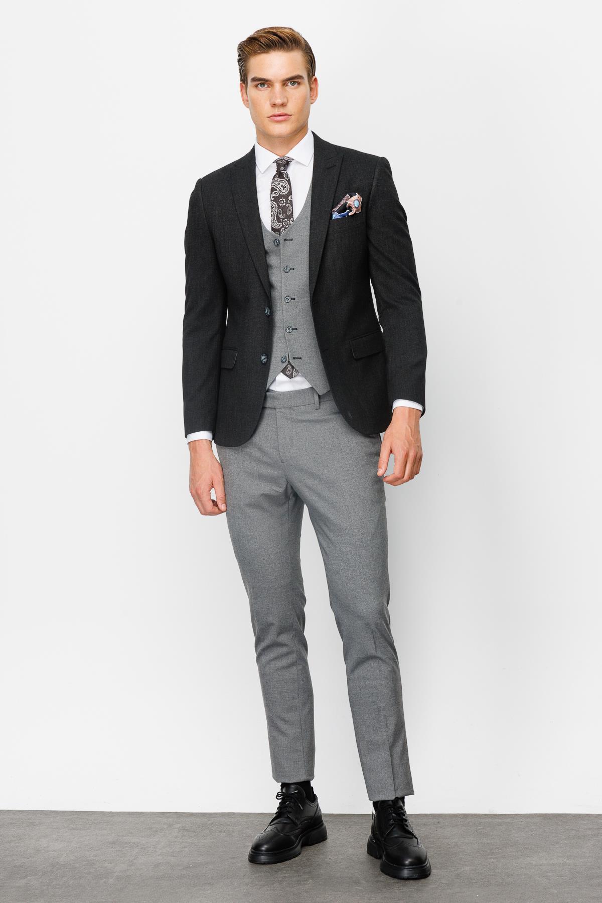 ERKEK SİYAH SLIM FIT / DAR KALIP İNCE KIRLANGIÇ KOMBİNLİ TAKIM ELBİSE
