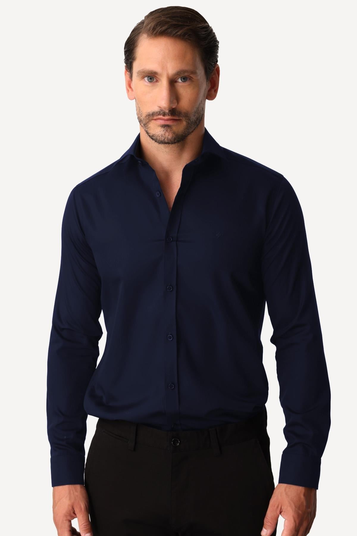 Lacivert Regular Fit Geniş Kalıp Klasik Yaka Düz Uzun Kollu Cepsiz %100 Pamuk Non Iron Ütü İstemeyen Gömlek 