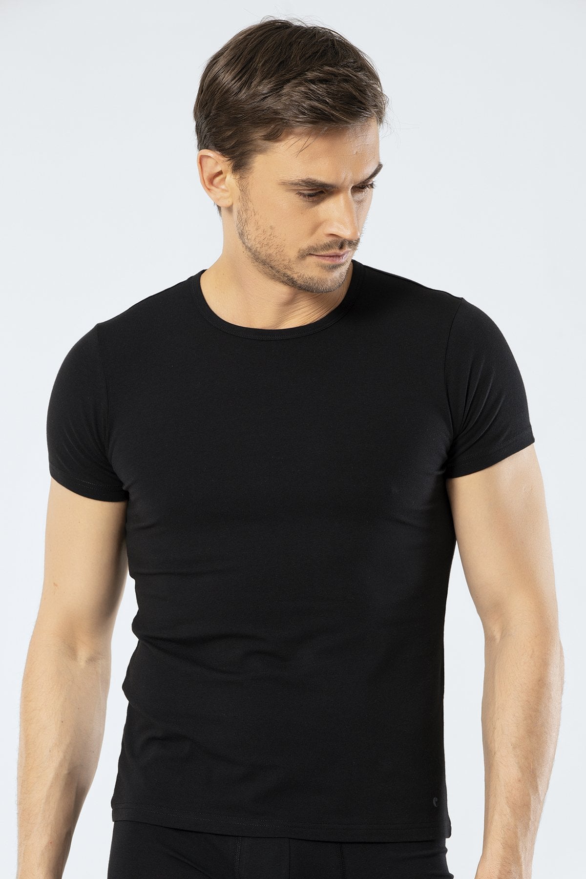 Cacharel 1305 Siyah Erkek O Yaka Kısa Kollu T-Shirt