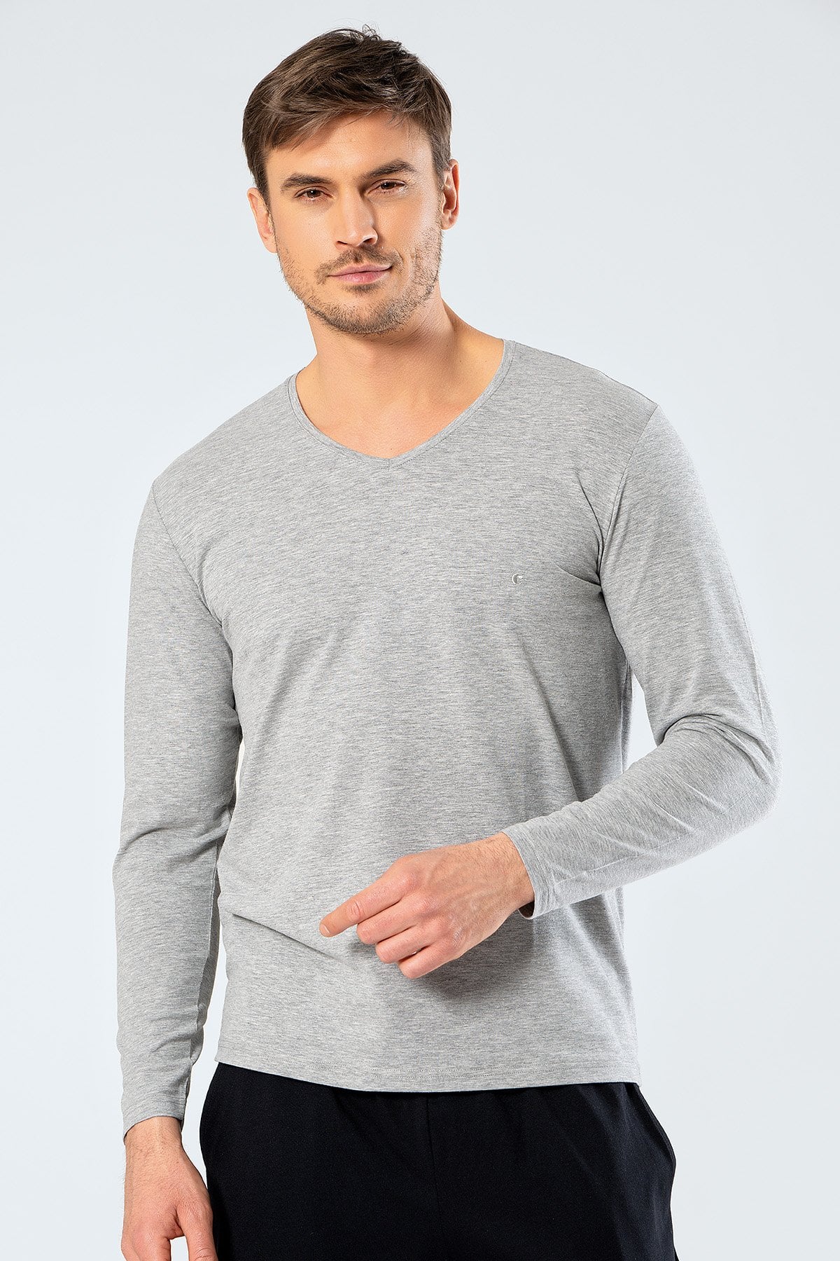 Cacharel 1334 Gri Erkek Erkek Gri V Yaka Uzun Kollu Sweatshirt