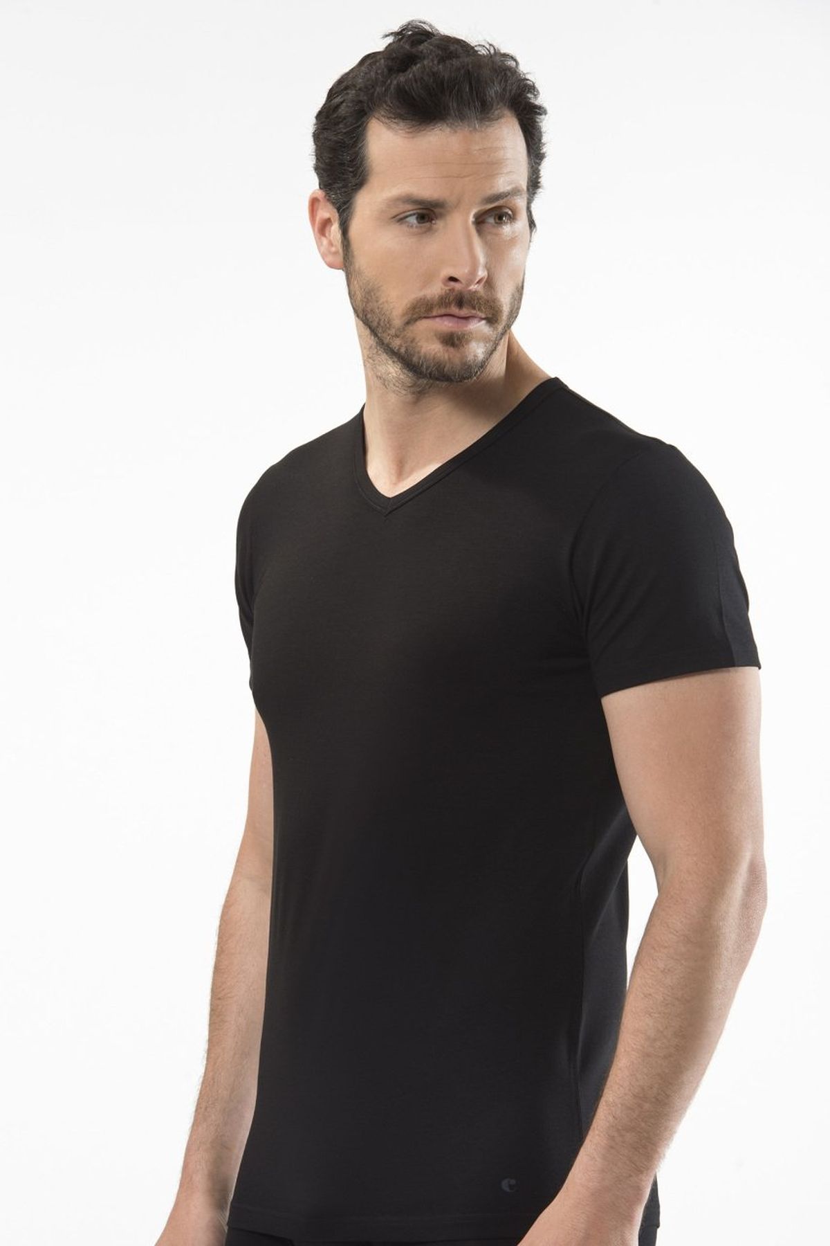 Cacharel 1402 Siyah Erkek V Yaka T-Shirt