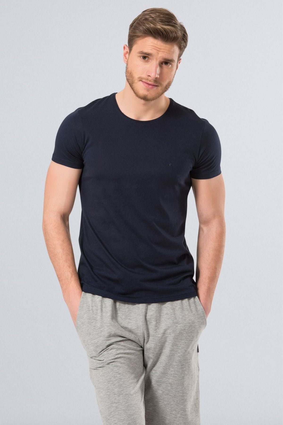 Cacharel 2169 Lacivert Erkek Modal O Yaka Slim Fit T-ShirtT-ShirtCacharel