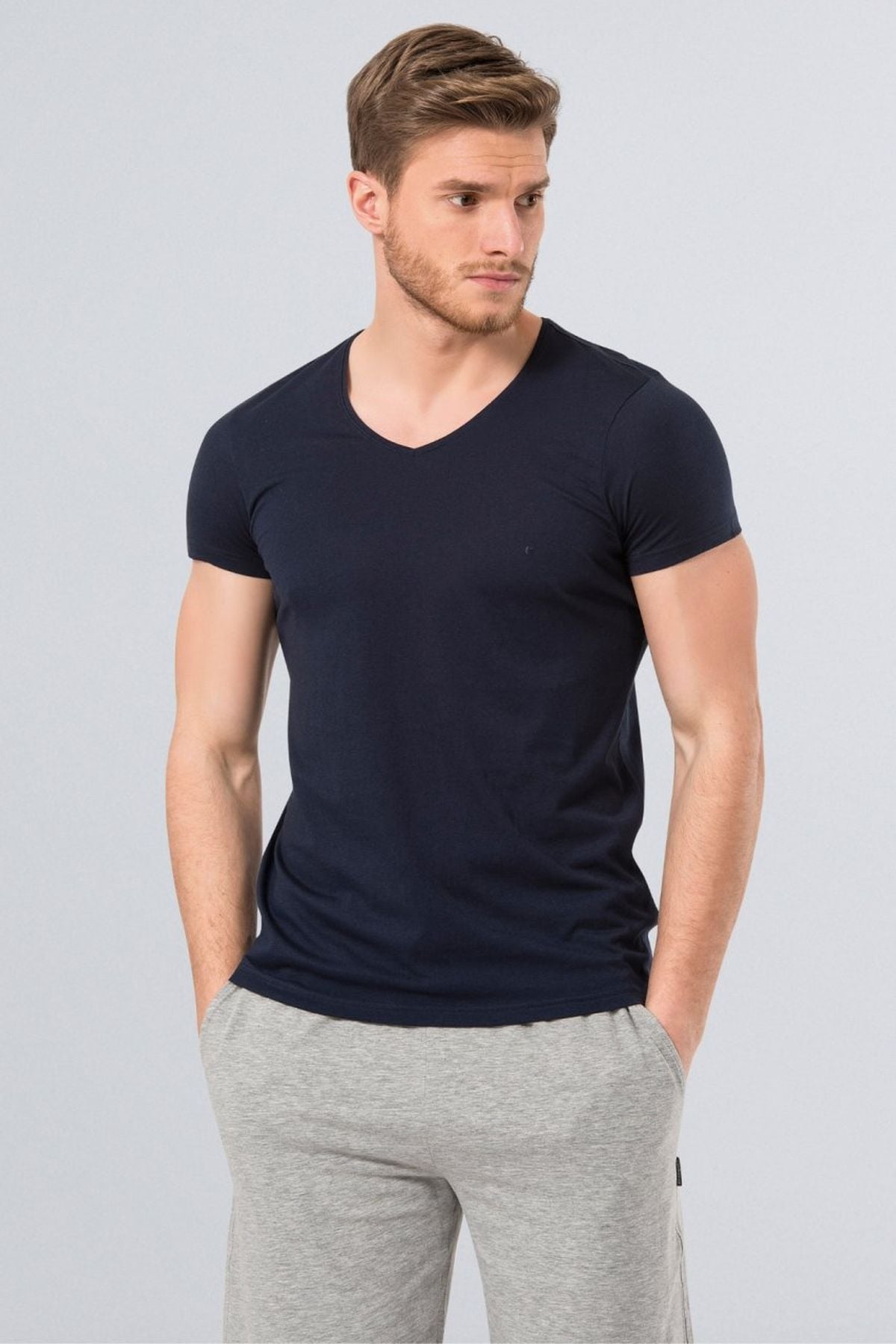 Cacharel 2170 Lacivert Erkek Modal V Yaka Slim Fit T-ShirtT-ShirtCacharel