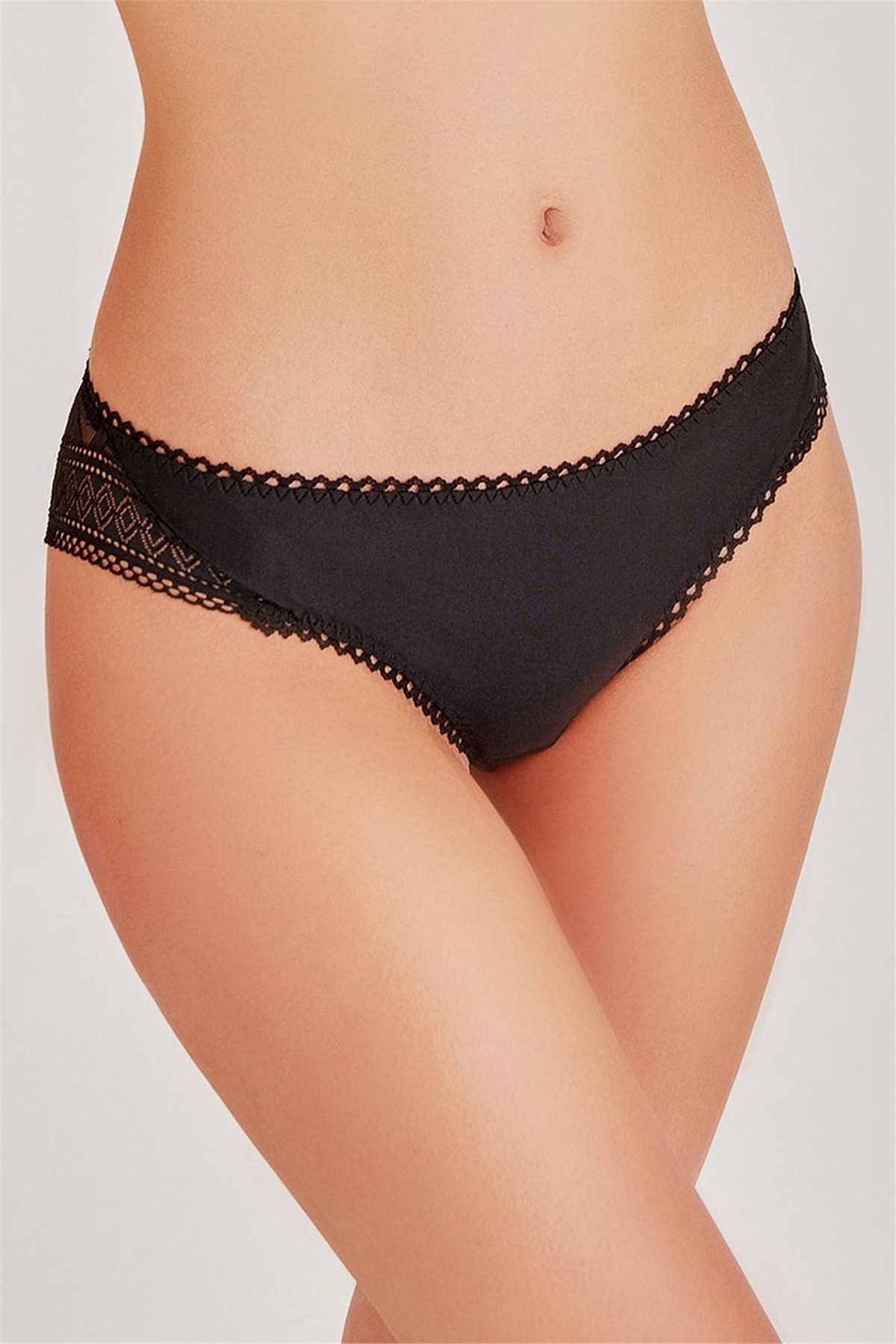 Magic Form 548 Kadın Siyah Zigzag Dantelli Normal Külot