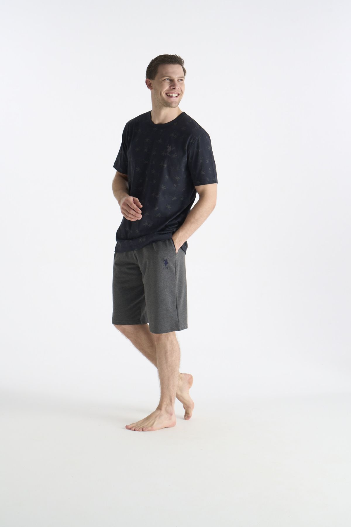 U.S. Polo Assn. 19053 Erkek Lacıvert Kısa Kollu Yuvarlak Yaka Şort Takımı