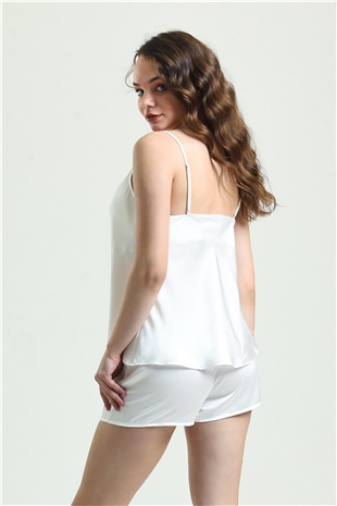 Magic Form 16790 Kadın Ekru Degaje Yaka Krep Saten Şort Takım