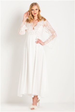 Magic Form 31770 Kadın Ekru Püsküllü Dantelli Krep Uzun Sabahlık