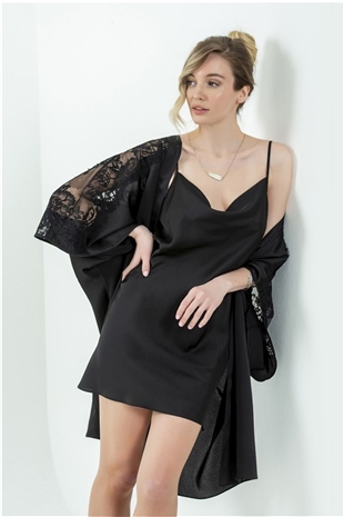 Magic Form 6790 Kadın Siyah Degaje Yaka Krep Saten Kısa Gecelik