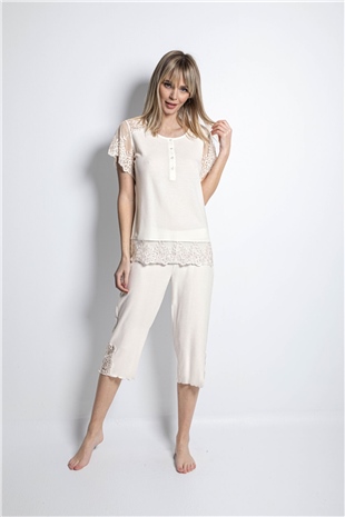 Monamise 19154 Büyük Beden Kadın Ekru Yaka Düğmeli Dantel Detaylı Battal Kapri Takım
