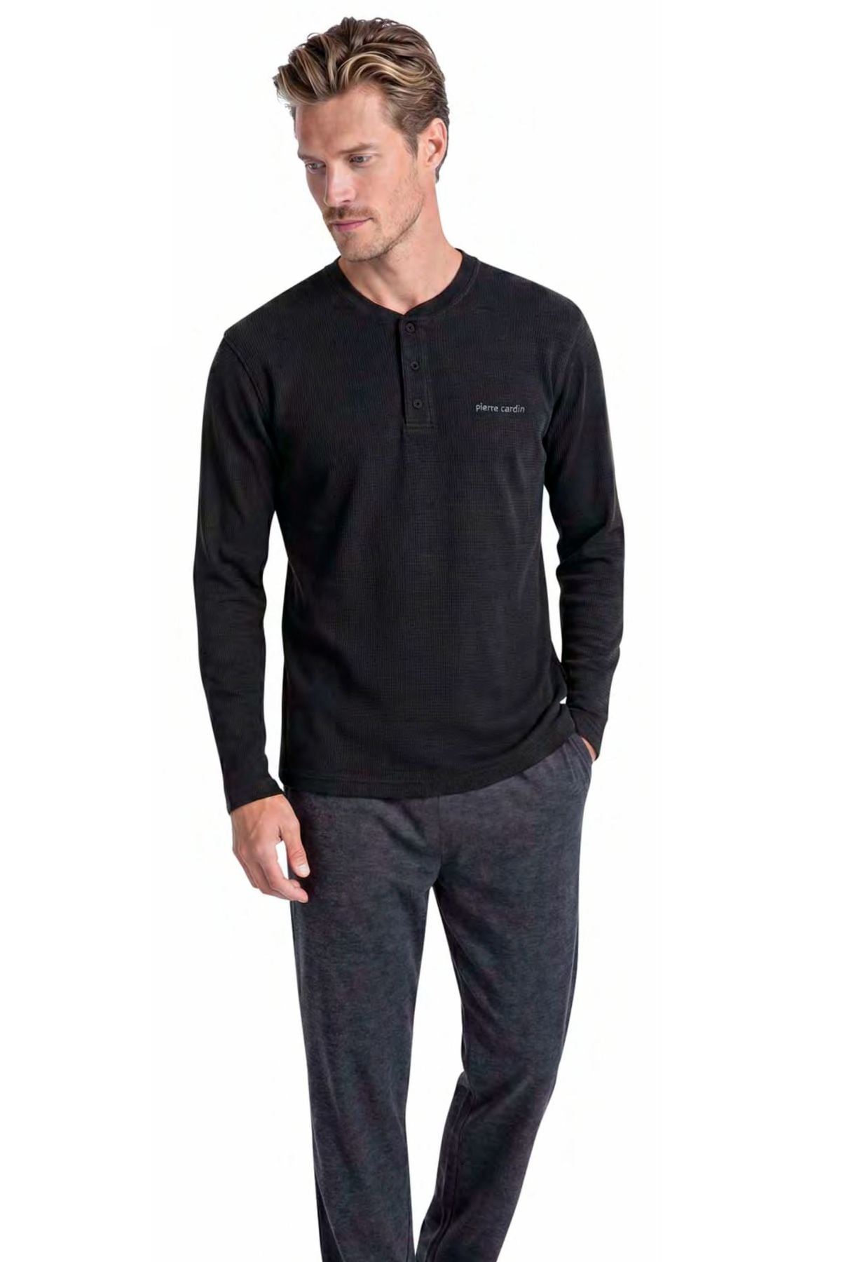 	Pierre Cardin 6144 Erkek Sıyah Uzun Kollu Yarım Pat Pijama Takımı