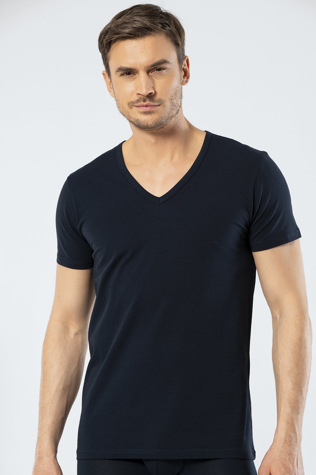 Cacharel 1306 Lacivert Erkek V Yaka Kısa Kollu T-ShirtT-ShirtCacharel