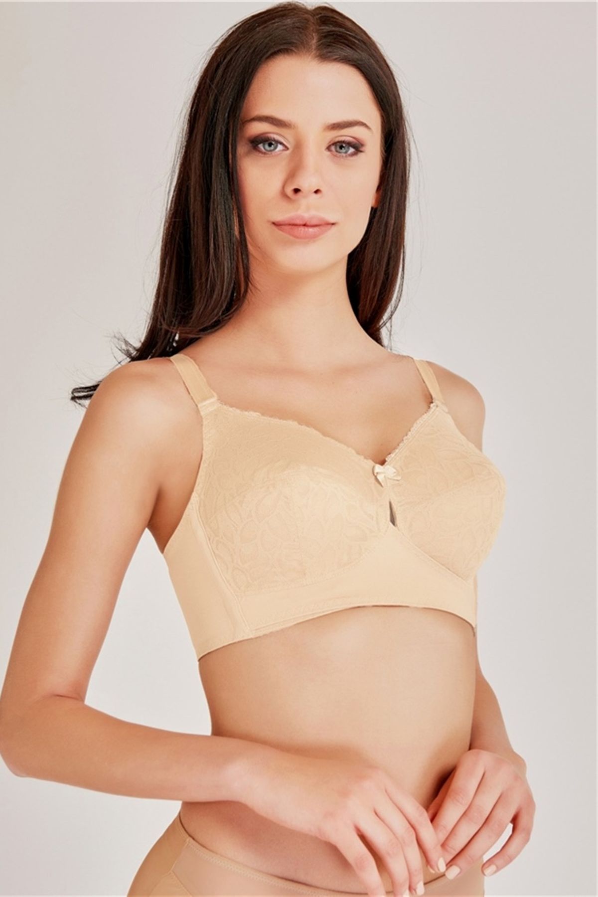Magic Form 1718 Kadın Ten Dantelli Balensiz Toparlayıcı SütyenToparlayıcı SütyenlerMagic Form