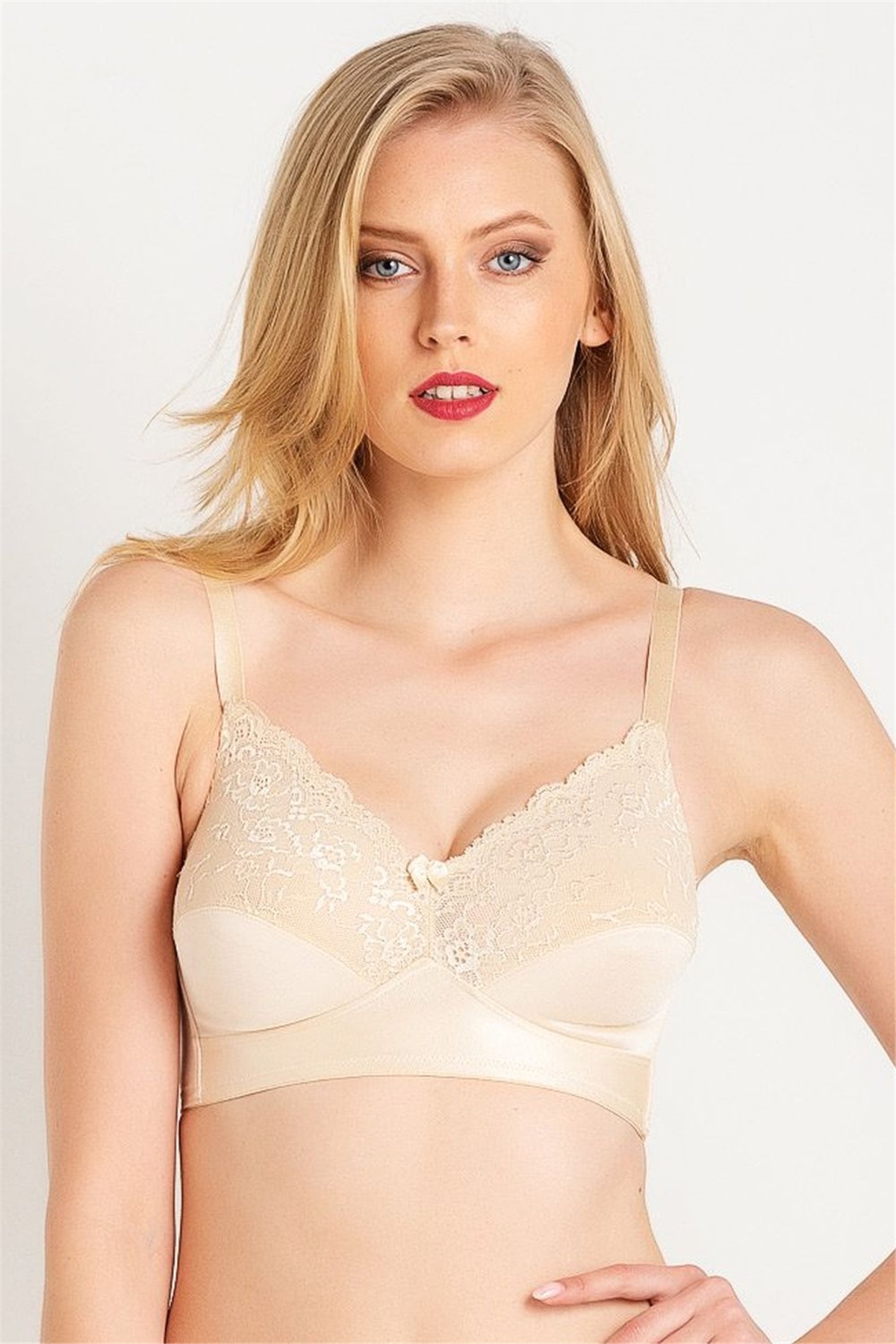 Magic Form 1764 Kadın Ten Dantelli Balensiz Toparlayıcı SütyenToparlayıcı SütyenlerMagic Form