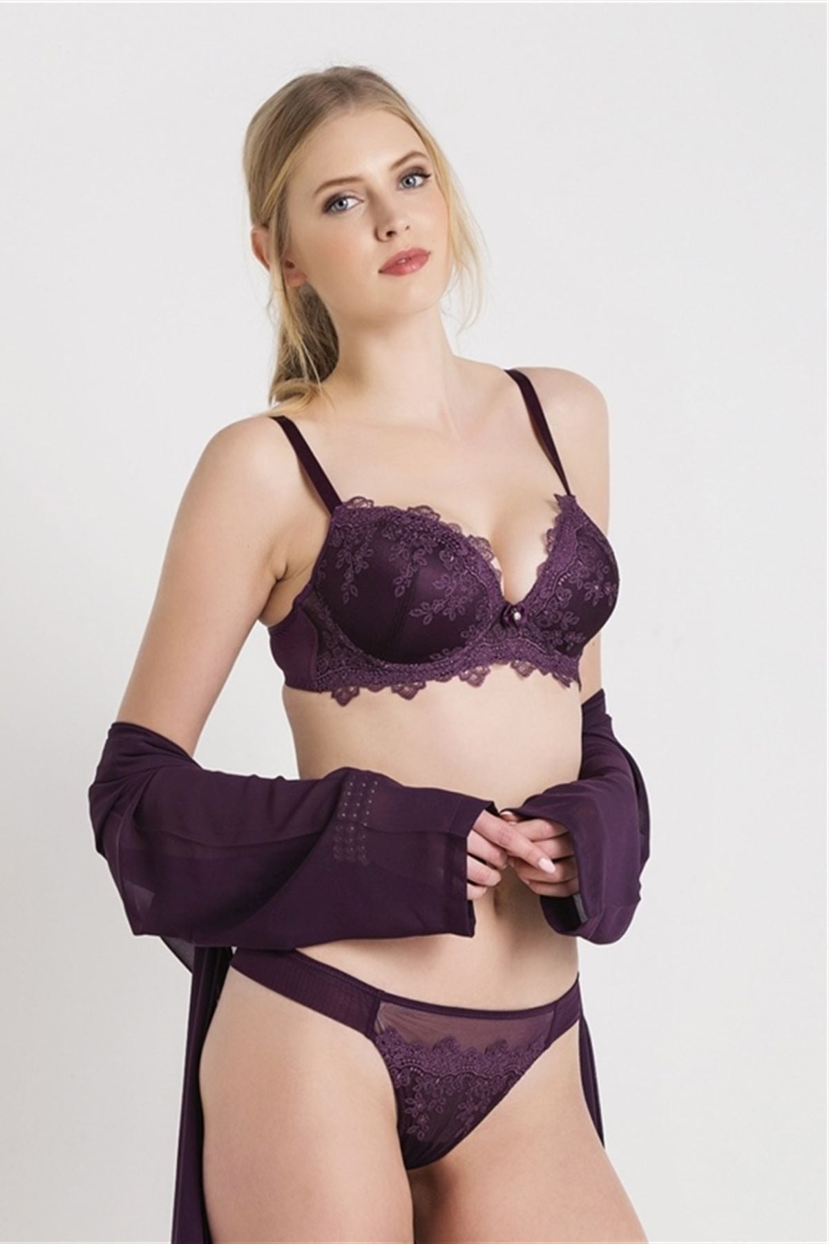 Magic Form 4592 Kadın Koyu Mürdüm Brode Dantelli Süngerli SütyenDestekli SütyenlerMagic Form