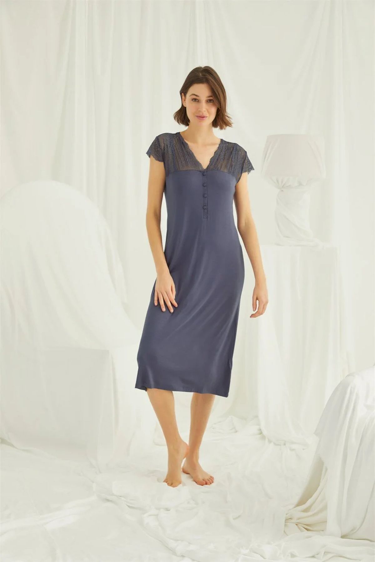 Monamise Kadın Lacivert Dantelli Yakası Düğmeli Gecelik 18404Kadın GecelikMonamise