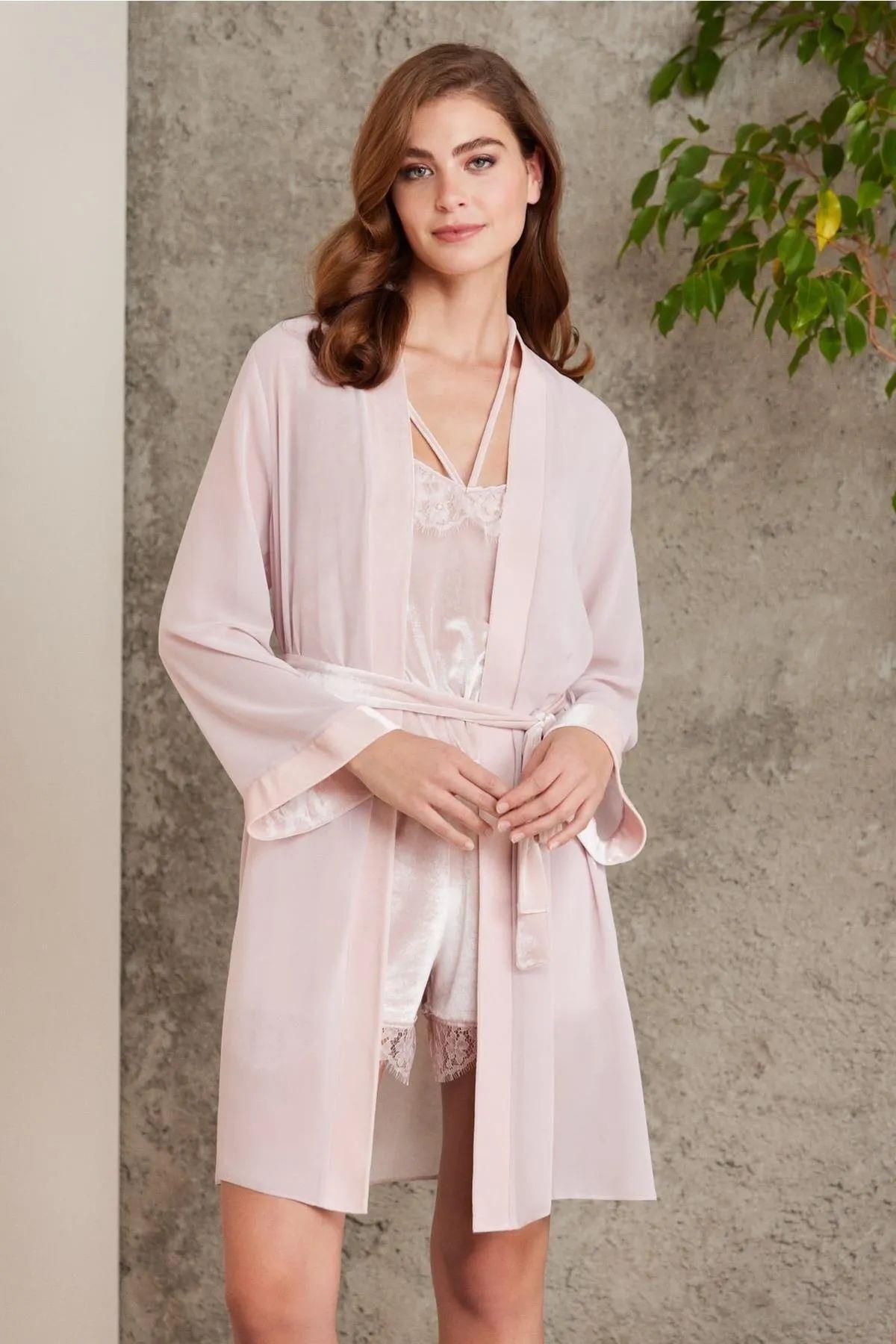 Pierre Cardin 4800 Kadın Pudra Şifon Sabahlık Dantelli Kadife Tulum TakımKadın Sabahlıklı Pijama TakımıPierre Cardin