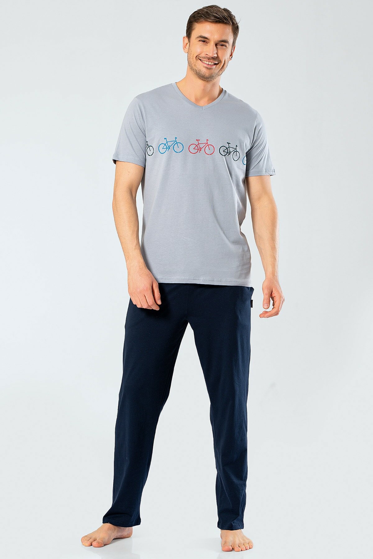 Türen 4131 Gri Erkek Baskılı V Yaka Pantolon Pijama TakımPijama TakımıTüren