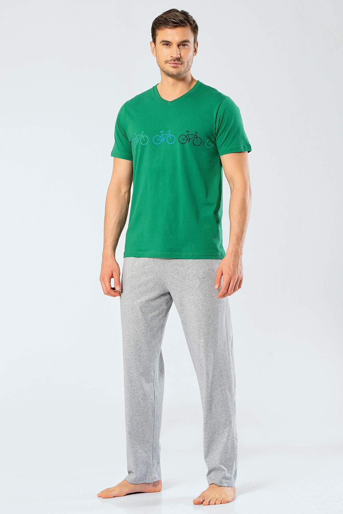 Türen 4131 Yeşil Erkek Baskılı V Yaka Pantolon Pijama TakımPijama TakımıTüren