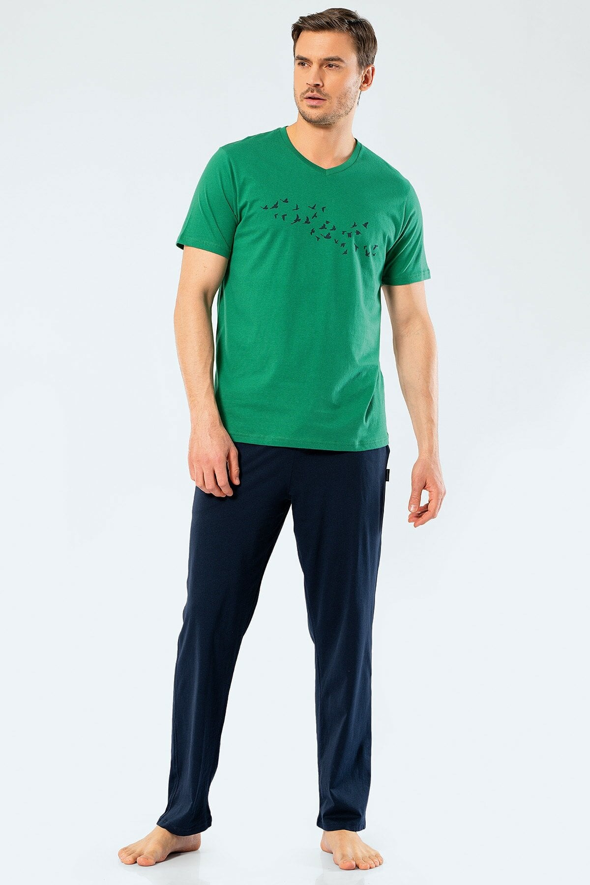 Türen 4135 Yeşil Erkek Baskılı V Yaka Pantolon Pijama TakımPijama TakımıTüren