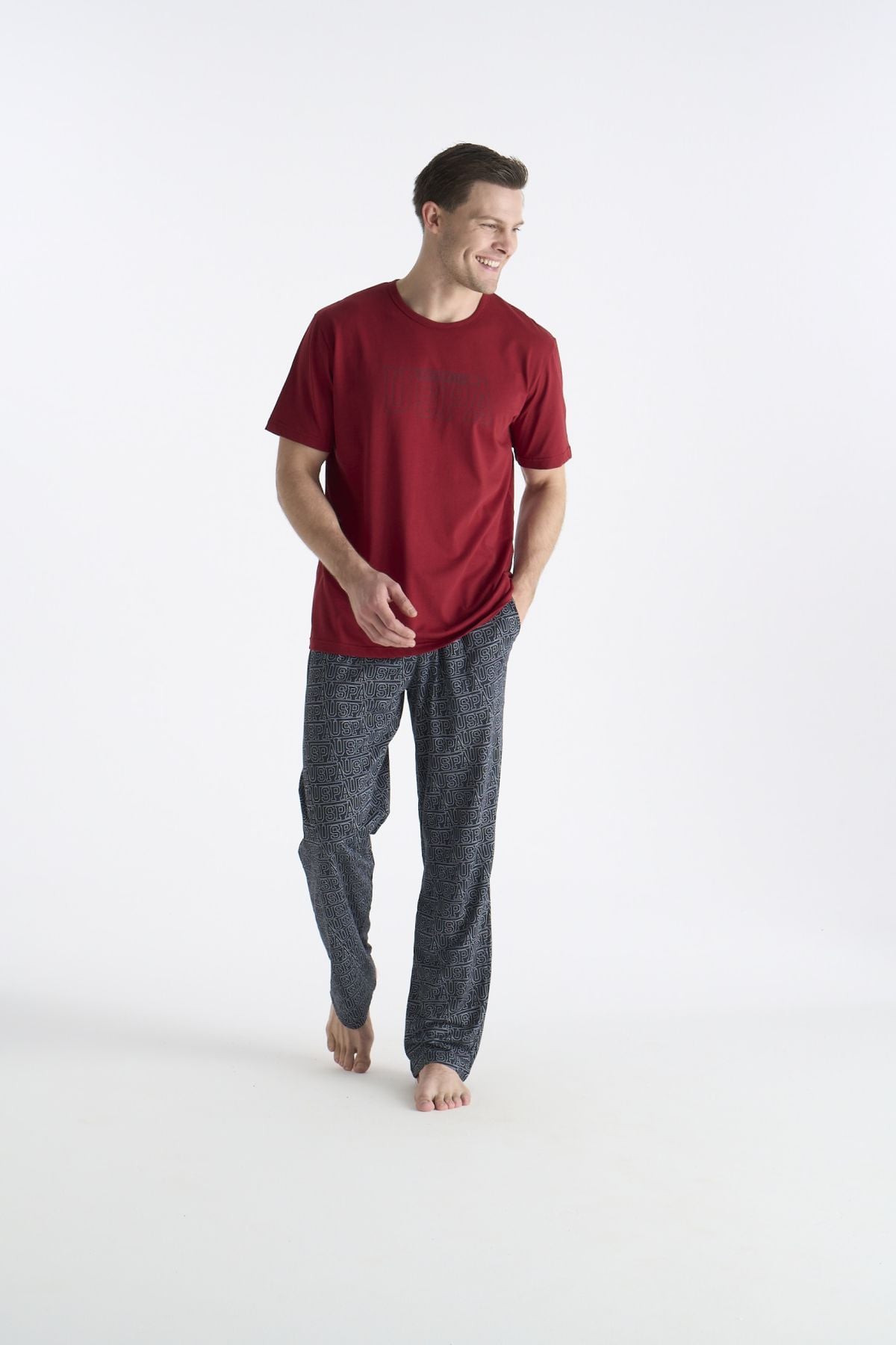 U.S. Polo Assn. 19049 Erkek Bordo Kısa Kollu Yuvarlak Yaka Pijama TakımıPijama TakımıU.S. Polo Assn.