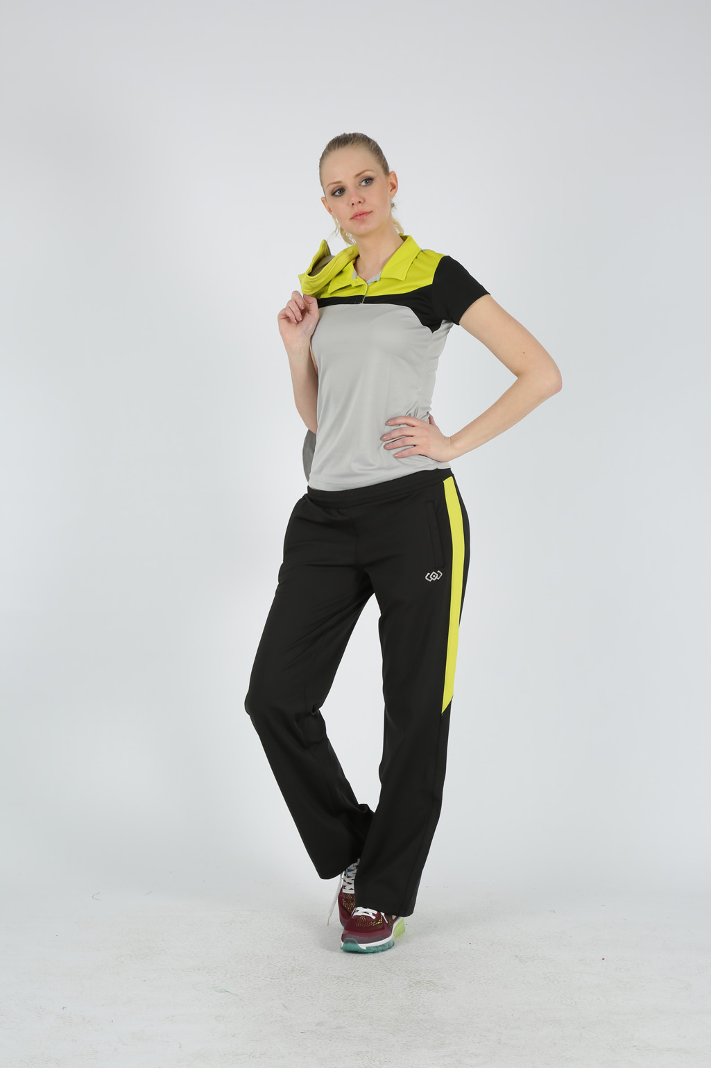GOLD BAYAN KAMP POLO T SHIRT