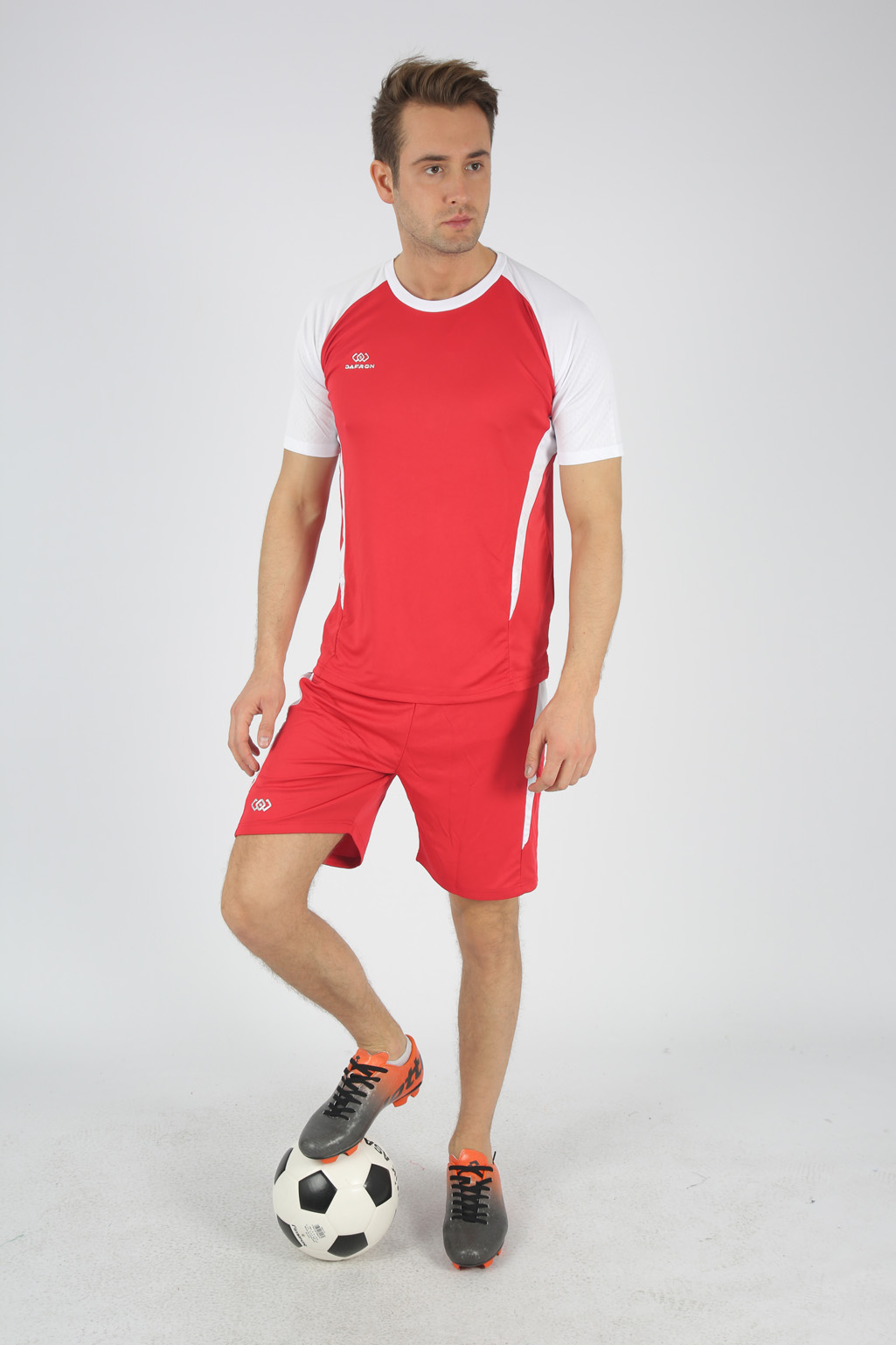 TAYLOR FUTBOL FORMA ŞORT