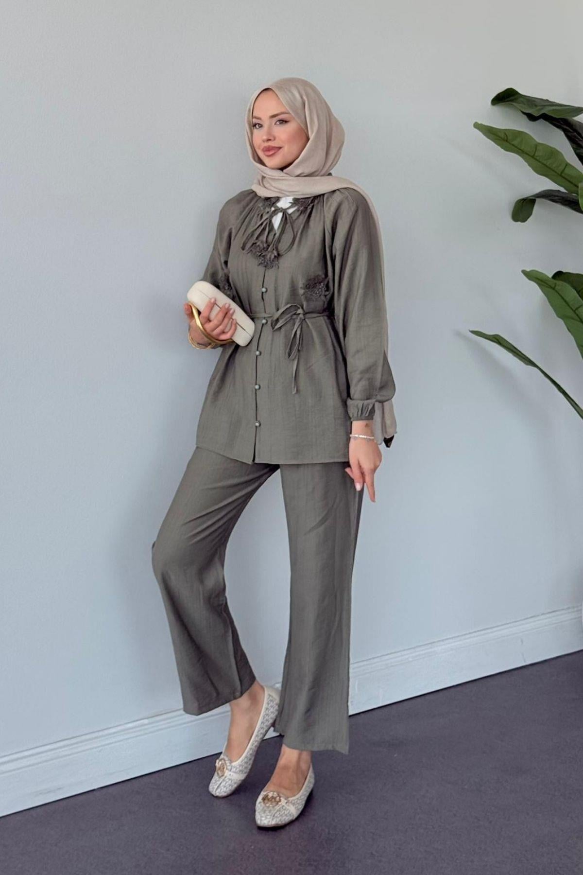  Sedef Pantolonlu Takım Haki, Fiyatları  Sedef Pantolonlu Takım Haki- Haza Moda