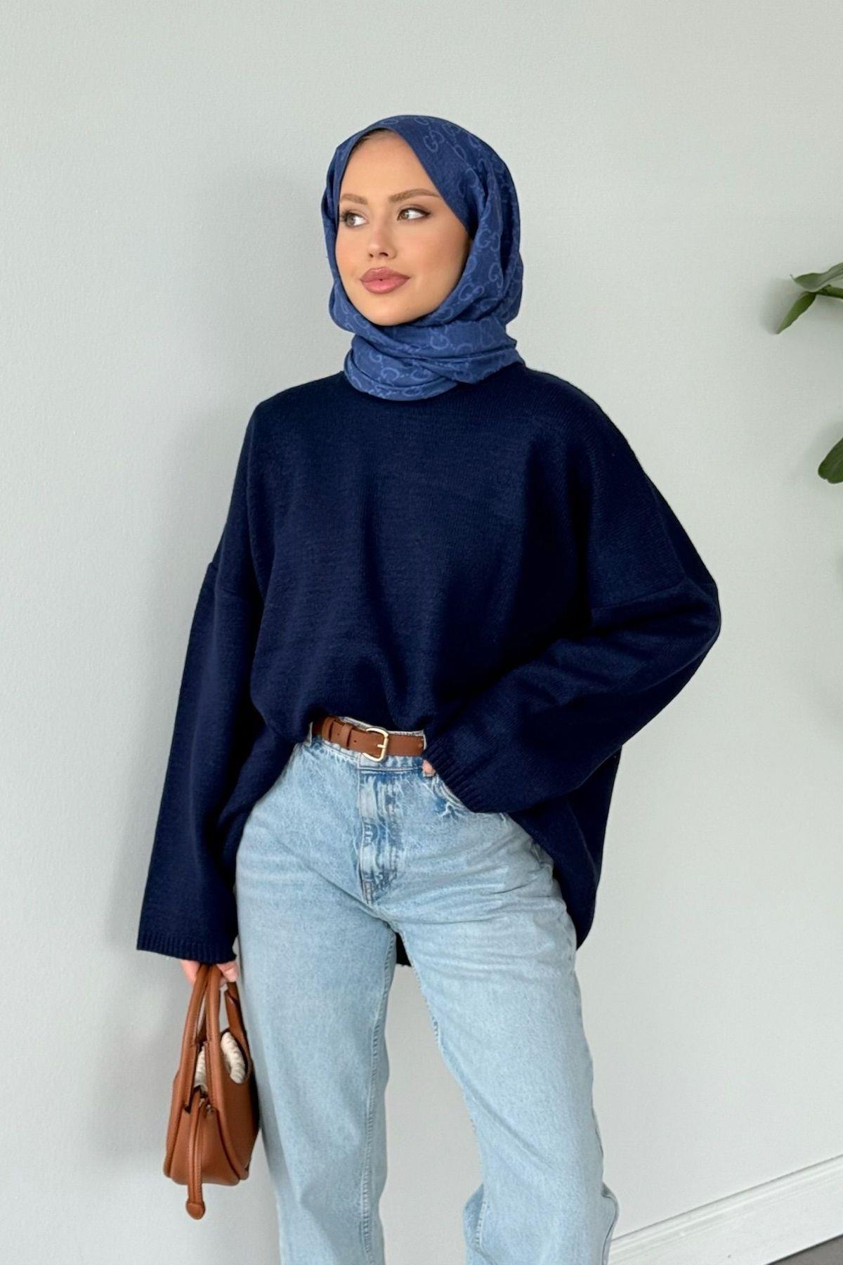  Sezin Ön Oval Kazak Lacivert, Fiyatları  Sezin Ön Oval Kazak Lacivert- Haza Moda 
