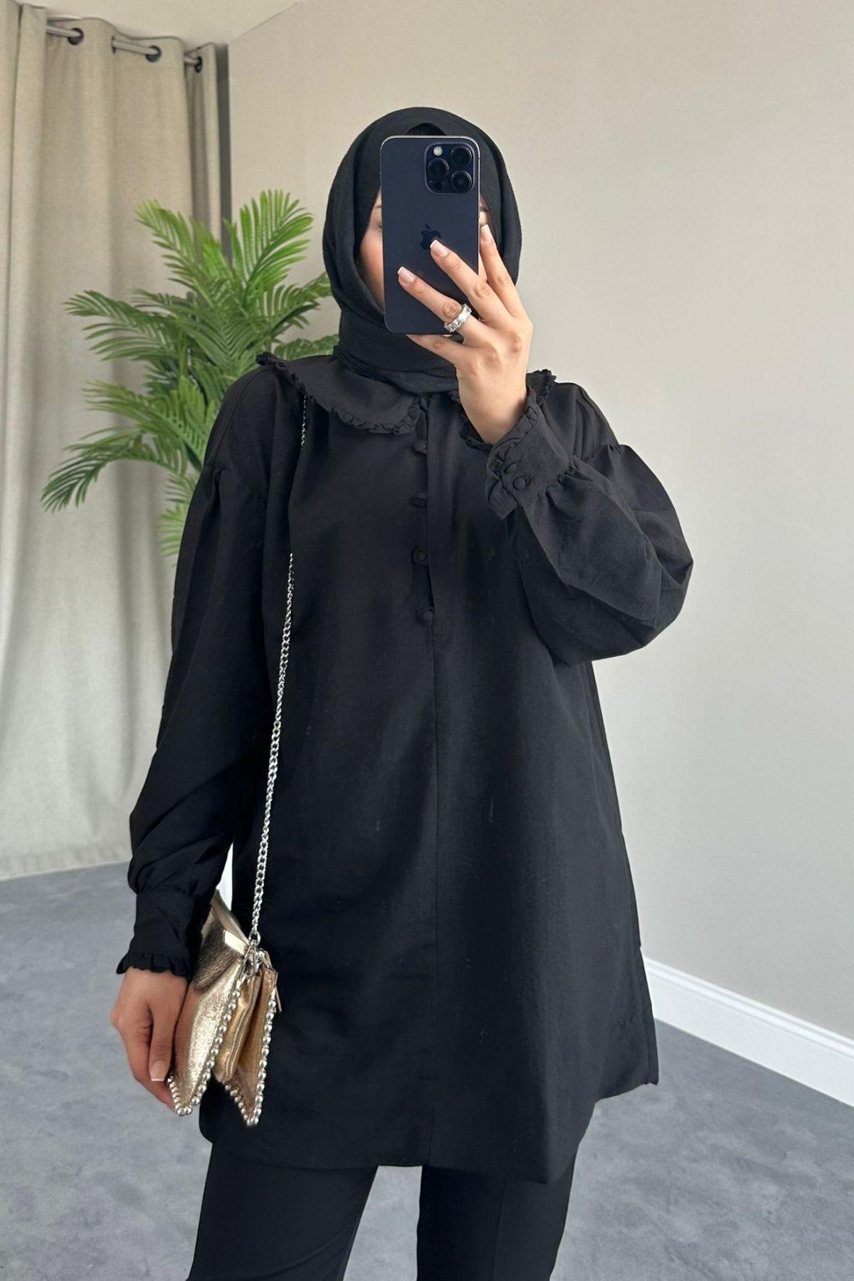 قميص بياقة الطفل باللون الأسود