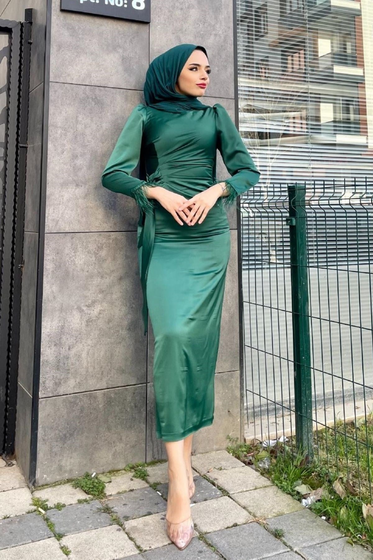 Bella Tüylü Abiye YEŞİL, Fiyatları Bella Tüylü Abiye YEŞİL– Haza Moda | Tesettür Giyim