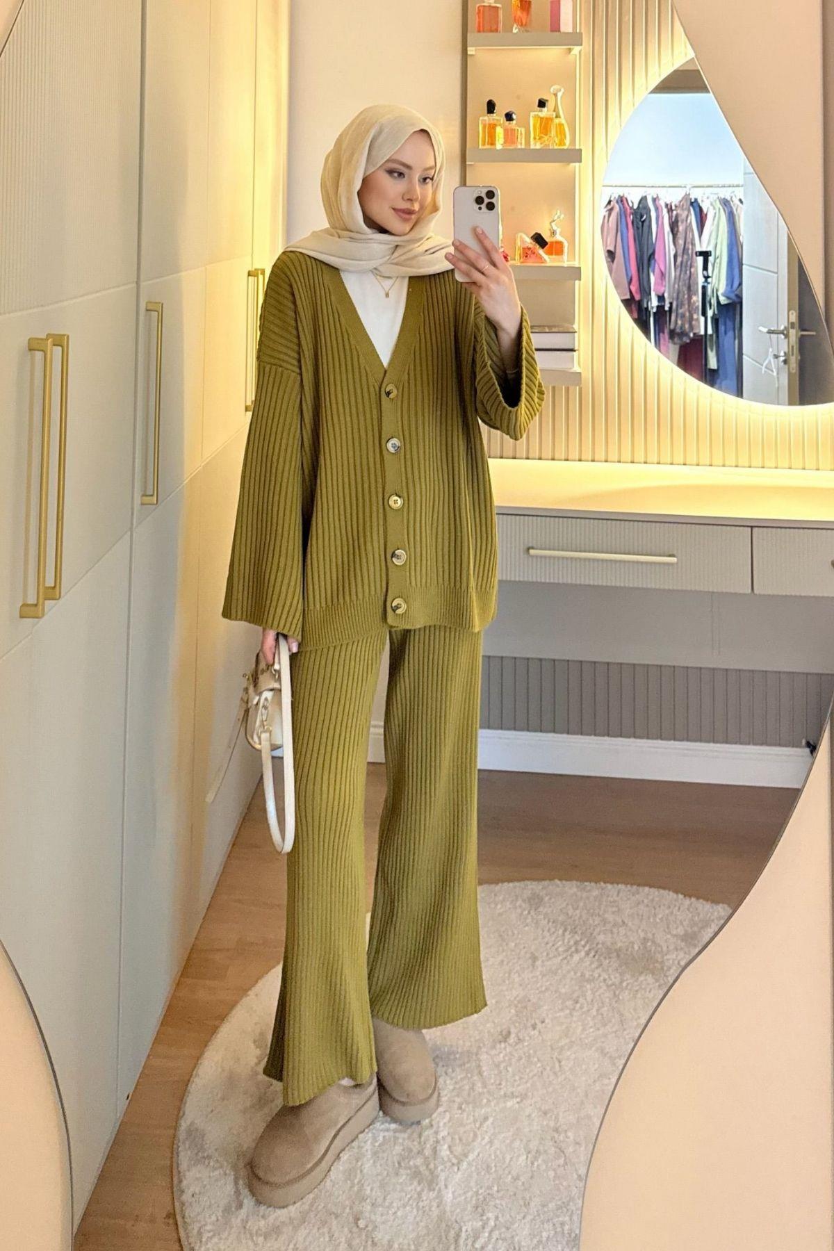 Eda İkili Triko Takım Hardal, Fiyatları Eda İkili Triko Takım Hardal | Haza Moda